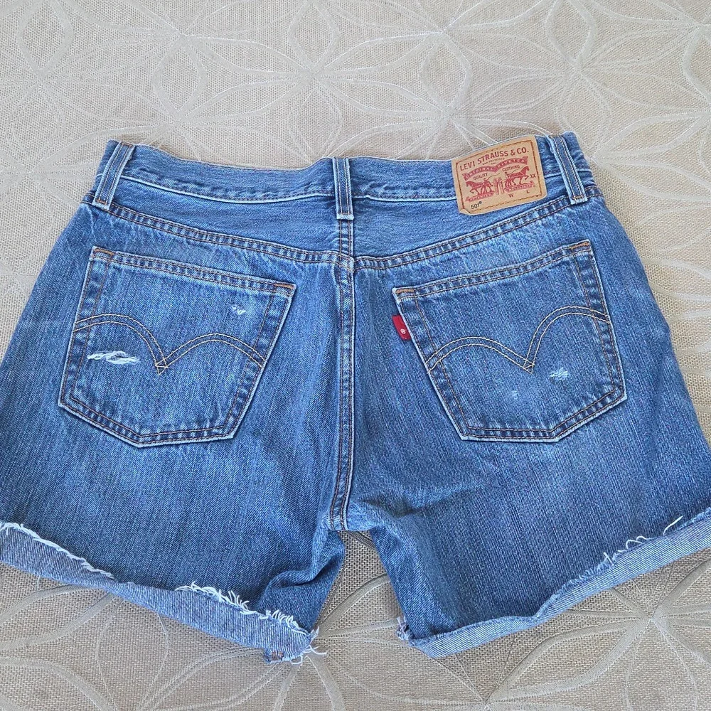 Levi's 501 Cut Off Denim Shorts!